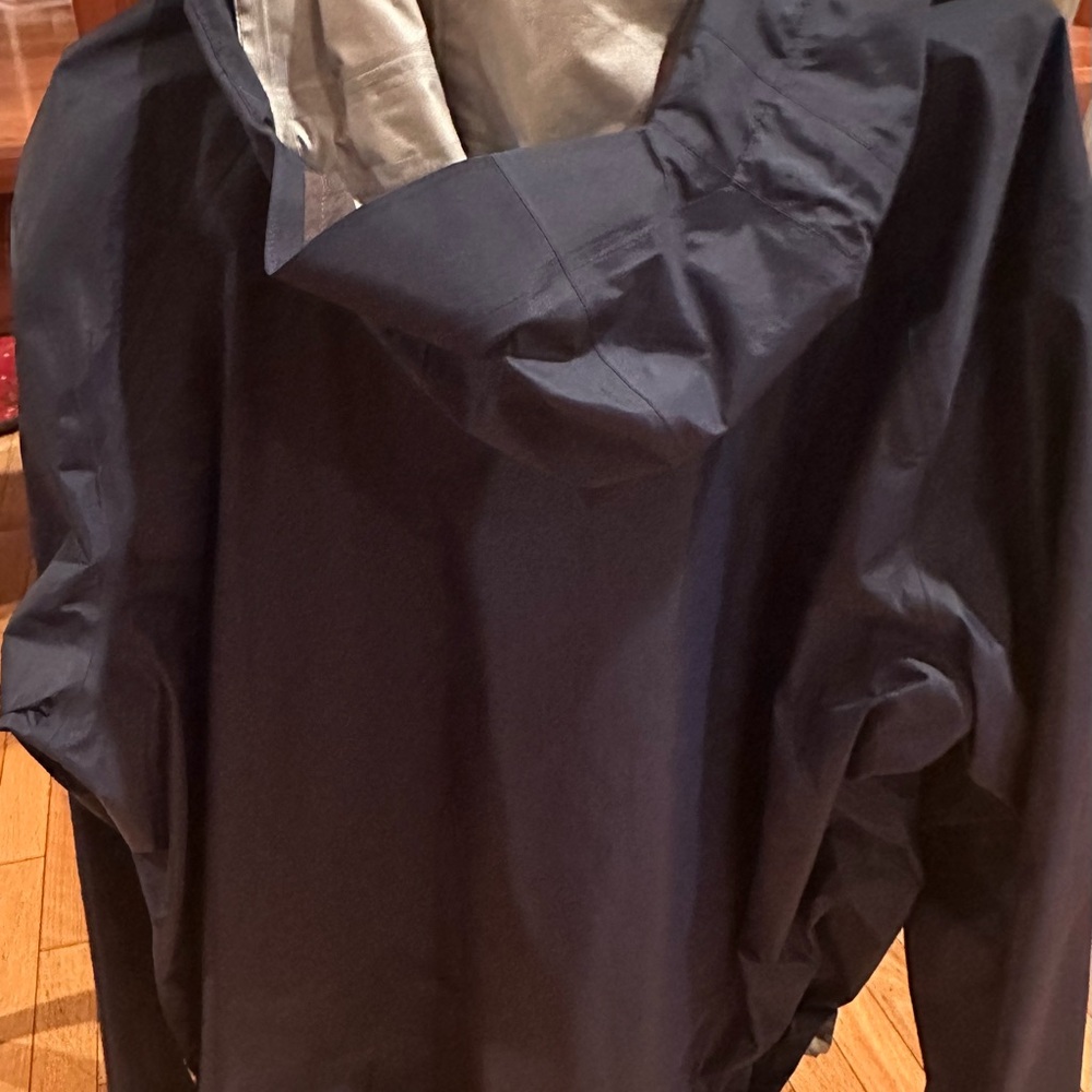 NWT’s Patagonia Mens Torrentshell 3L Classic Navy Jacket XXL - Picture 4 of 5